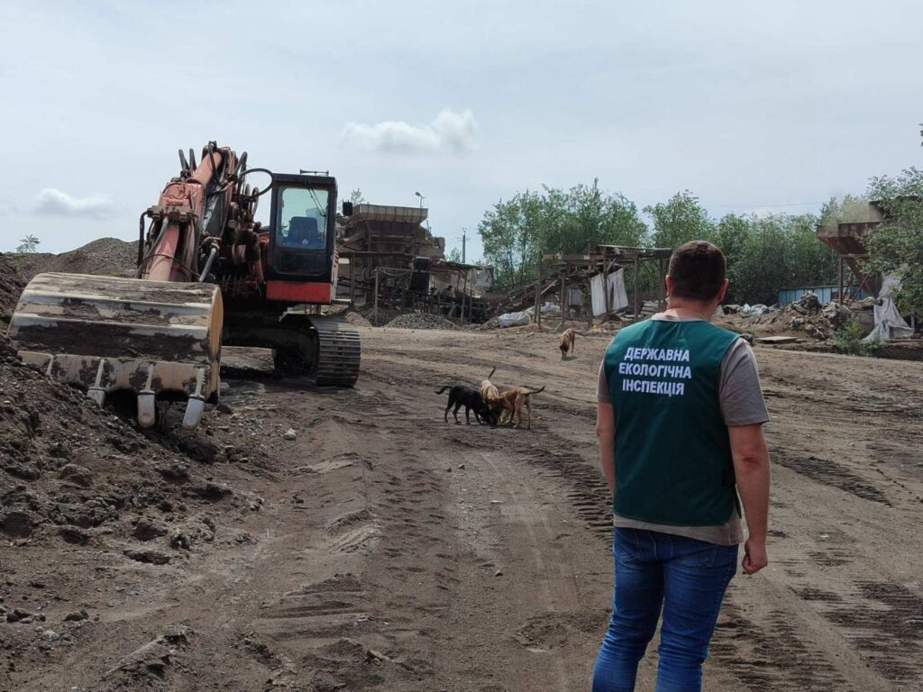 Підприємство забруднювало повітря