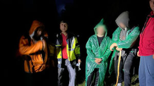 Двох мандрівників із Запоріжжя врятували у Карпатах: деталі