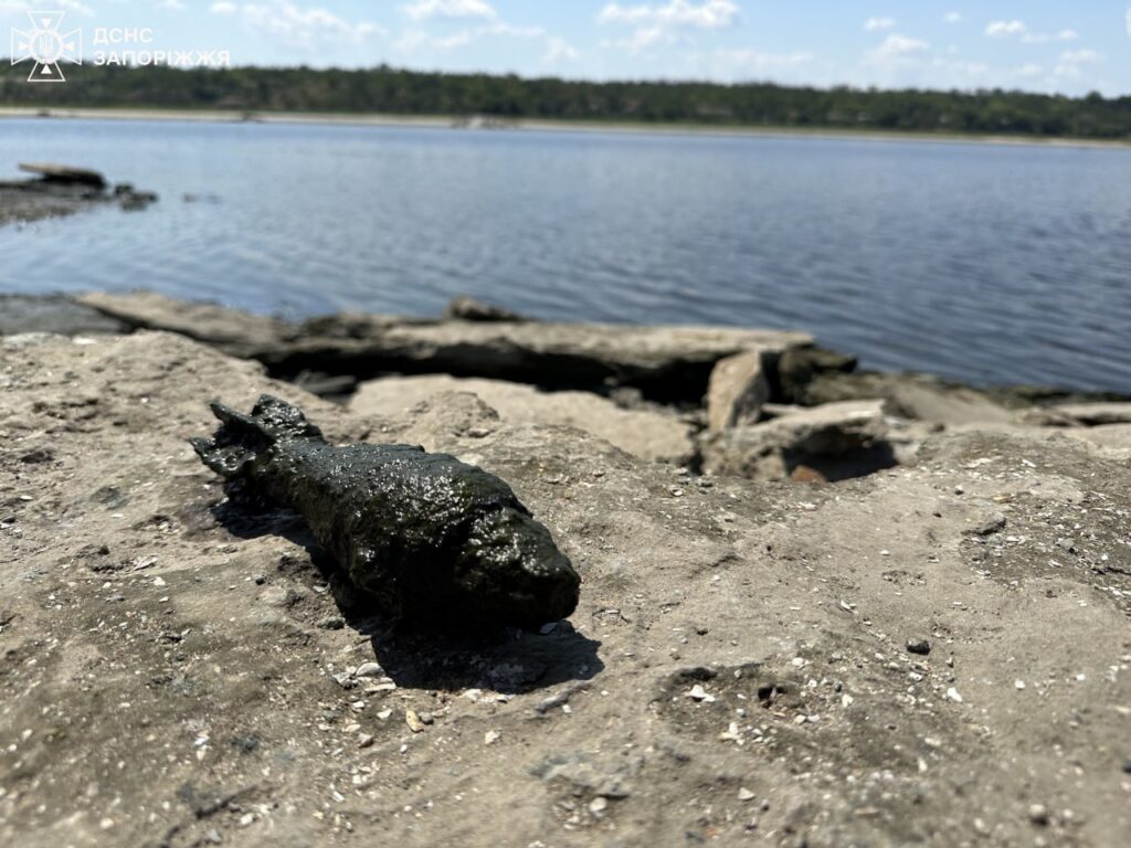 Мешканець Запоріжжя знайшов мінометну міну часів війни на березі Дніпра