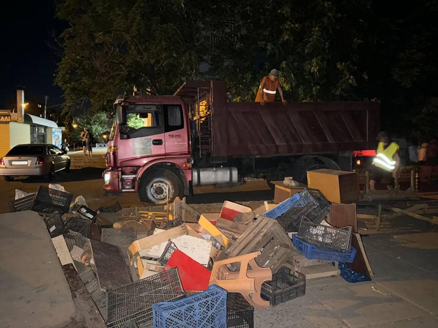 У Хортицькому районі Запоріжжя прибрали сміття вагою 18 тонн (ФОТО)