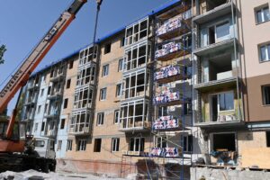 Відбудували за два роки: які будинки в Запоріжжі відновили після обстрілів