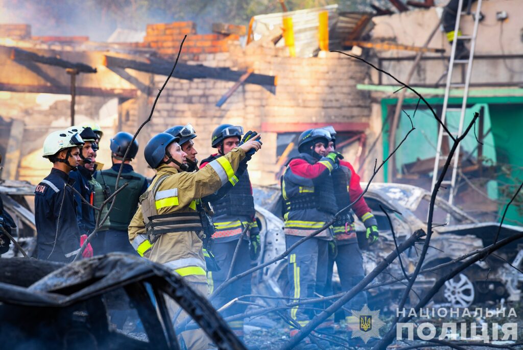 Наслідки авіаудару по Запоріжжю 29 вересня.