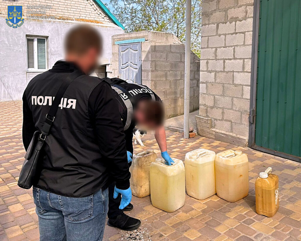 Працівники "Укрзалізниці" викрадали дизпаливо з підприємства