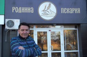 «Просто вычеркнул это из жизни и работаю дальше»: мелитополец потерял бизнес в оккупации и открыл пекарню в Запорожье