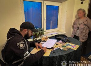 Жительница Запорожья поддерживала россиян в соцсетях: ей объявили о подозрении