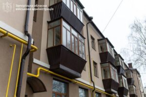 В Запорожье завершили восстановление дома и ЦПАУ на Кияшко, 22 (ФОТО)