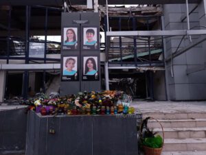 В Запорожье установили мемориал на месте прилета 10 декабря (ФОТО)