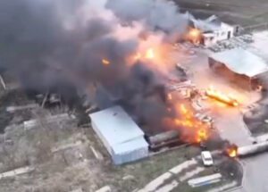 На Запоріжжі український дрон знищив заправку окупантів (ВІДЕО)