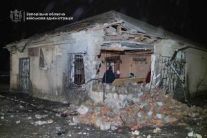 Наслідки атаки дронів у Запоріжжі: є руйнування та постраждалі (ФОТО)
