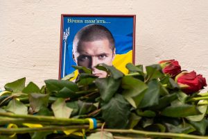 В Запорожье открыли мемориальную доску в честь павшего военного, выпускника лицея «Защитник»