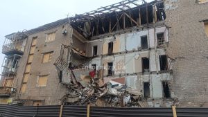 В Запорожье хотят восстановить разрушенный дом: тендер