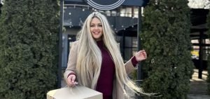 Блондинка из Запорожья: как Анастасия Сидельникова стала звездой TikTok