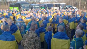 Четырех бердянцев освободили из российского плена во время Пасхального обмена
