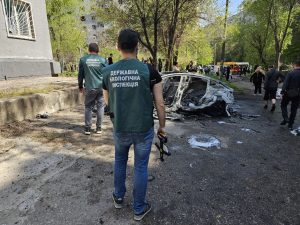 Екологи обстежили місце обстрілу в Запоріжжі (ФОТО)