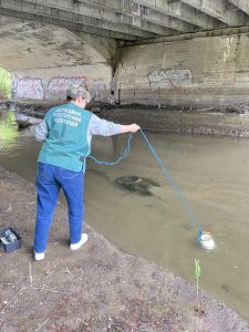 Загрязнение р. Мокрая Московка в Запорожье: пробы воды взяли и с Днепра