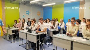 В Запорожье все школьники с 1 сентября получат бесплатные обеды