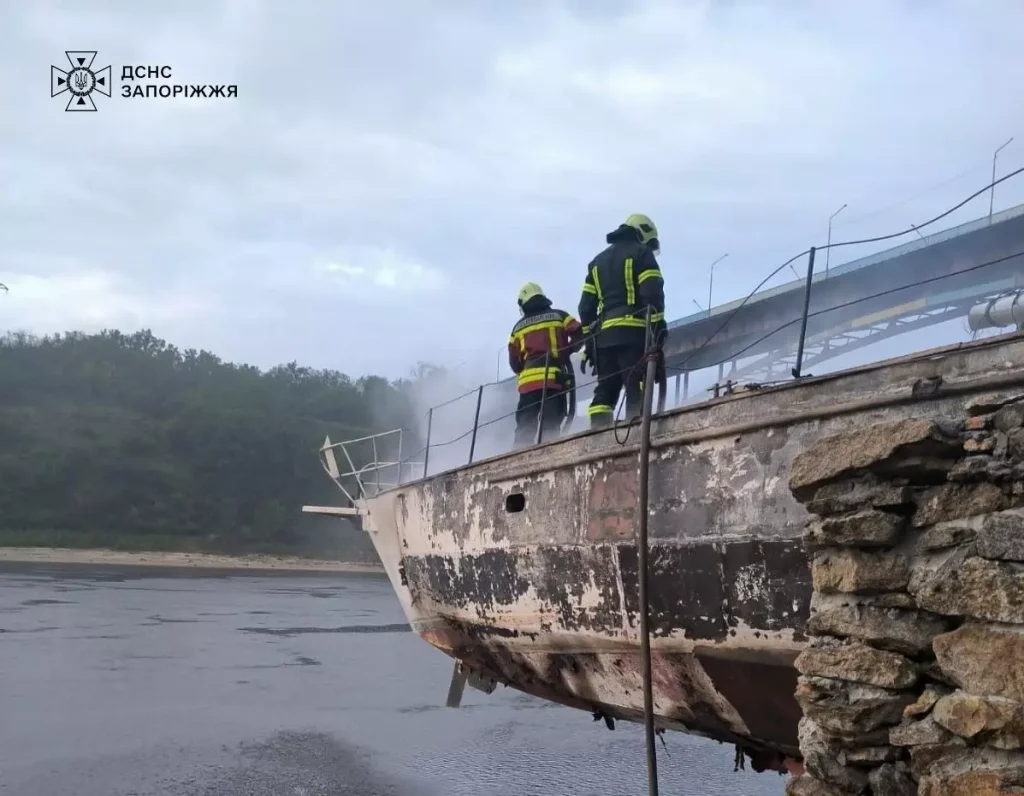 28 травня в одному з районів Запоріжжя на причалі загорівся човен