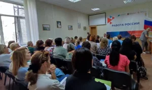 Що відбувається з ринком праці в окупованому Бердянську — аналіз вакансій