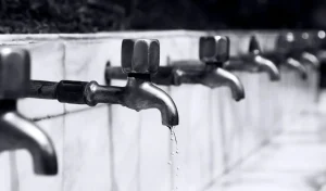 Бердянськ під окупацією: як платять за воду, світло і що з боргами