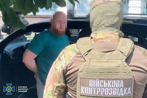 У Запоріжжі викрили схему вимагання грошей у родин загиблих військових