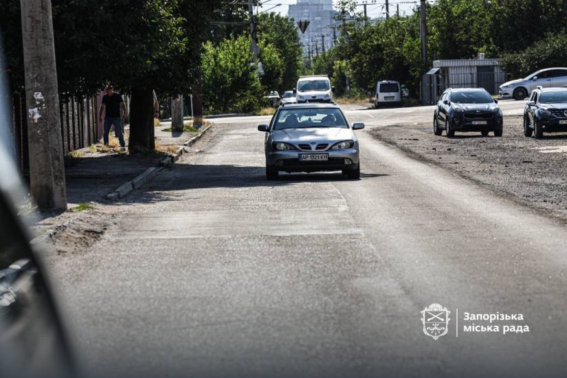 У Шевченківському районі відремонтували аварійну ділянку дороги по вулиці Шевченка