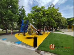 У Запоріжжі підрядник завищив ціни на ремонт скверу в 3-4 рази