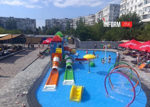 У Хортицькому районі Запоріжжя відкрили ще один басейн: як він виглядає (ФОТОРЕПОРТАЖ)