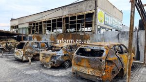 Запоріжжя після атаки дронів: як виглядає Комунарський район місяць по тому