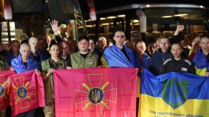 Из российского плена вернули 10 защитников из Запорожской области