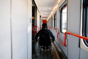 Первый безбарьерный вагон уже курсирует: инструкция для жителей Запорожья