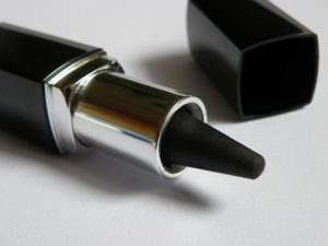 Лучшие карандаши для бровей: топовые предложения-2025