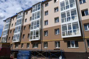 У Запоріжжі завершують реконструкцію зруйнованого будинку: що вже зробили (ФОТО)