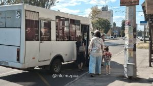 Температурні «рекорди» в запорізьких маршрутках: коли поїздка стає випробуванням