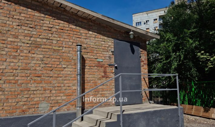«Мягкие окна» и новый формат: в Запорожье восстановили поврежденный после обстрела детсад (ФОТО)