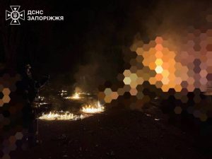 Атака ФАБами, пожежі та руйнування: що відомо про нічну атаку на Запоріжжя (ОНОВЛЕННЯ)