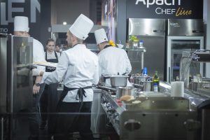 Зачем пароконвектомат на профессиональной кухне