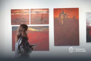 В Запорожье открылась масштабная художественная выставка о Хортице: как посетить