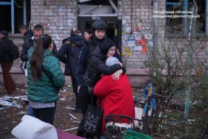 Росіяни кілька годин атакували Запоріжжя: які наслідки (ФОТО)