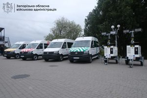 Комунальники Запоріжжя отримали техніку для ліквідації наслідків російських атак