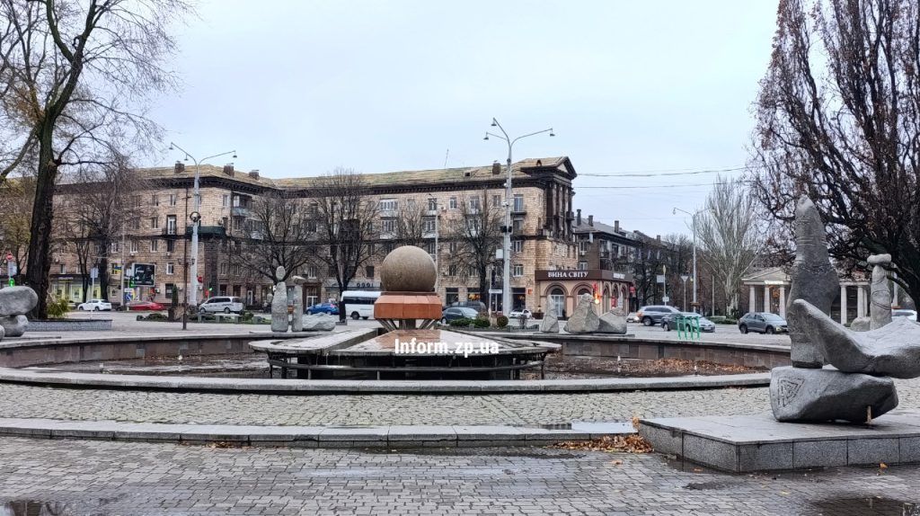 Как в Запорожье выглядит фонтан, который отремонтируют за 638 тысяч гривен (ФОТО)