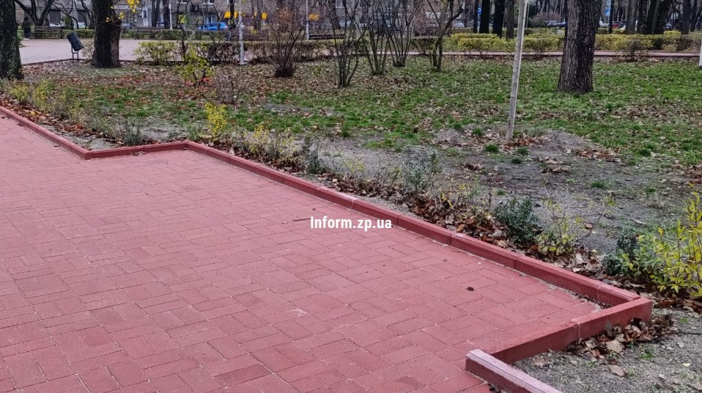 Как в Запорожье выглядит фонтан, который отремонтируют за 638 тысяч гривен (ФОТО)