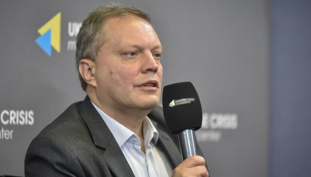 Експерт пояснив, чому по країні нерівновірні відключення світла