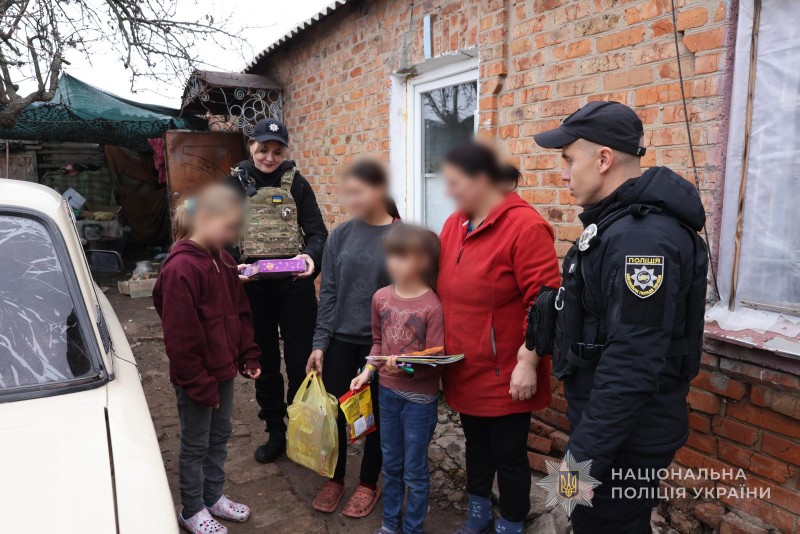 У Запорізькій області багатодітні родини закликають евакуюватися з прифронтових населених пунктів