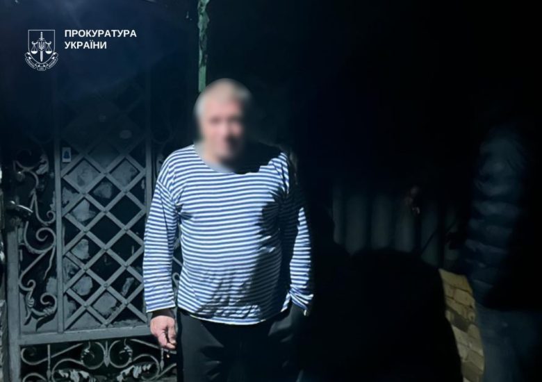 У Запоріжжі чоловік вдарив адміністратора кафе по голові