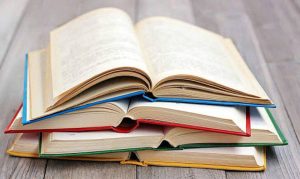 На ТОТ Запорожье школьников заставляют обменивать украинские книги на российские раскраски