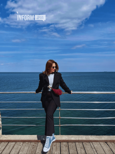 “Запоріжжю треба трохи приземлитись”: одеситка про переїзд та як знайшла себе в блогерстві у прифронтовому місті