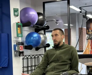 «Планую жити як до поранення — без компромісів». Історія запоріжця Романа Забавіна