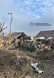 Россия атаковала частный сектор в Запорожье (ФОТО)