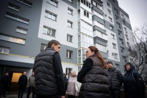 Свириденко оглянула відбудований будинок на Запорізькій, 2-А (ФОТО)