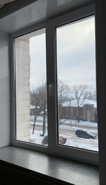 У Запоріжжі відновили гуртожиток після російських обстрілів